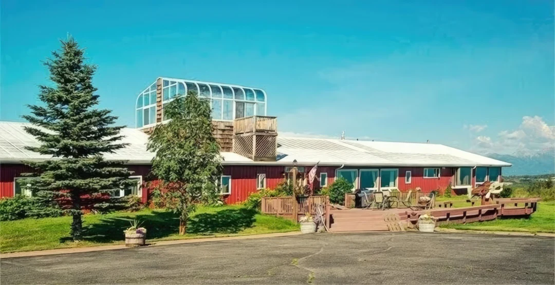 pioneer ridge front of property