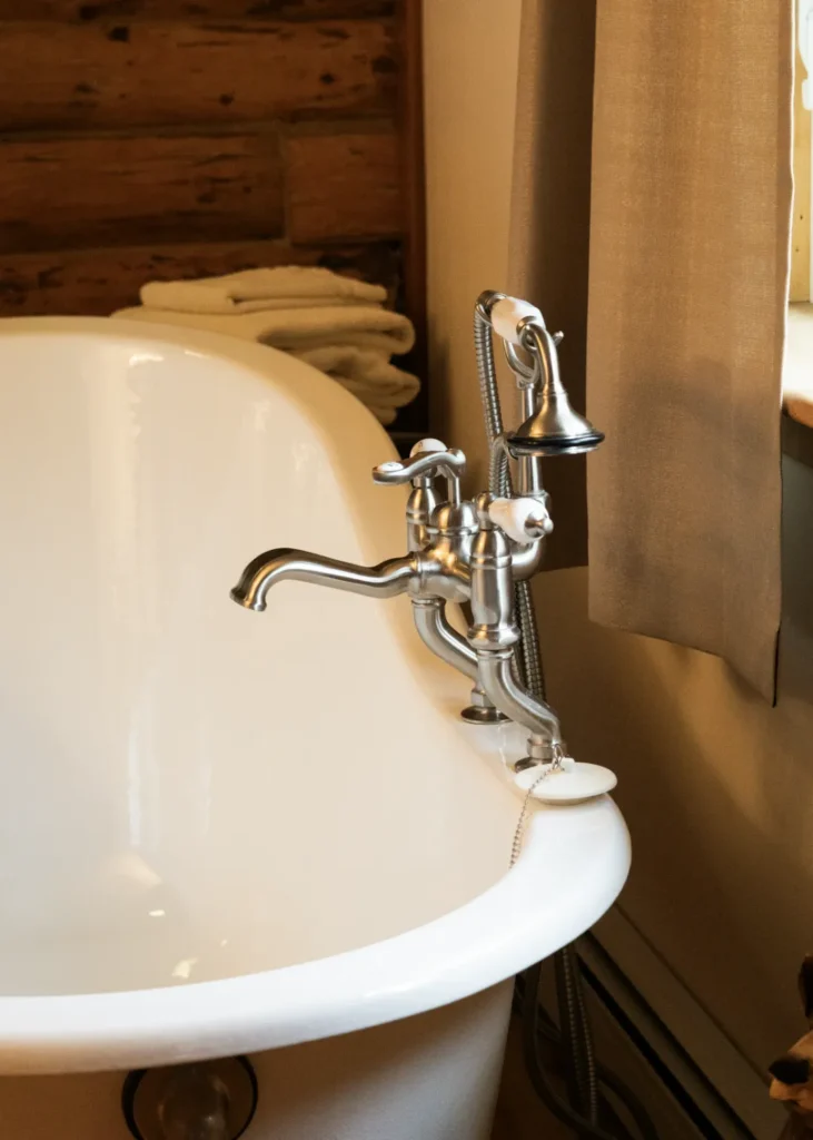 pioneer ridge bed and breakfast inn fishing room 17