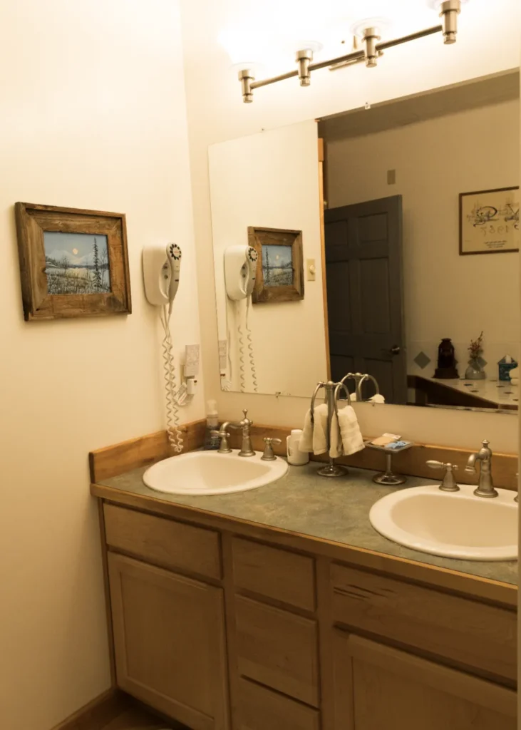 pioneer ridge bed and breakfast inn iditarod room 14