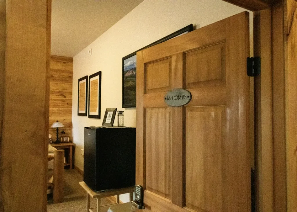 pioneer ridge bed and breakfast inn mccombs room 1